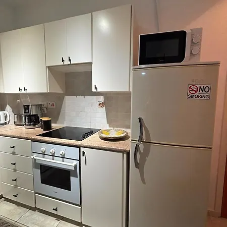 Kyblue Management -1br Apt, 6 Mins To Coral Bay
