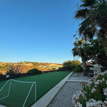 Kyblue Management -1br Apt, 6 Mins To Coral Bay Apartmán *