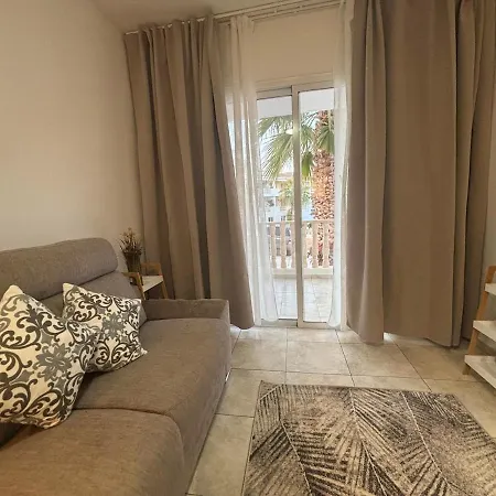 Kyblue Management -1br Apt, 6 Mins To Coral Bay Apartmán *