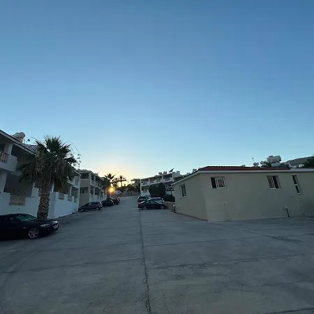 Kyblue Management -1br Apt, 6 Mins To Coral Bay Apartmán Pegeia